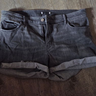 Short en jean gris délavé