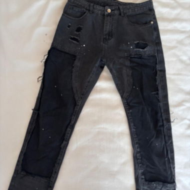 Schwarze Destroyed Jeans