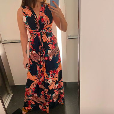 Robe classe à motif