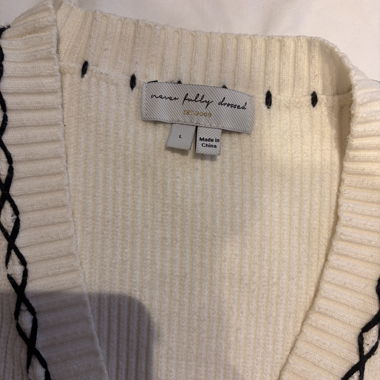 Never Fully Dressed, schwarz, creme, dicker Cardigan