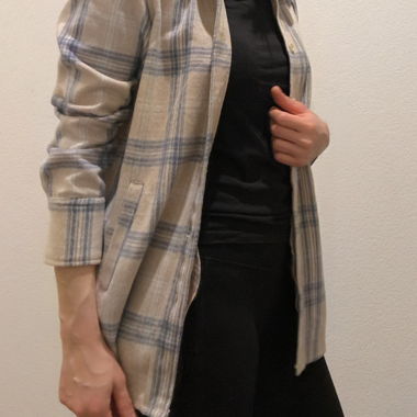 Beige karierte Hemdjacke