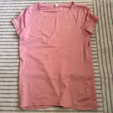 Pinkes Sportshirt