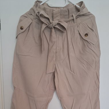 Pantaloni estivi casual