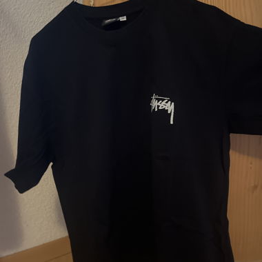 Stussy sweater