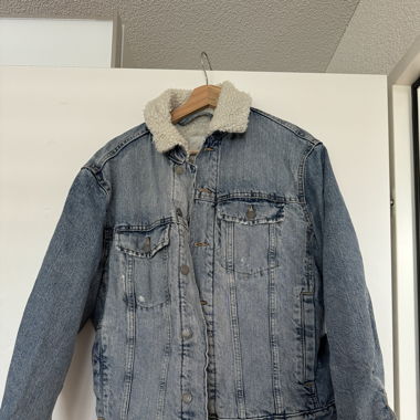 Jeansjacke gefüttert 