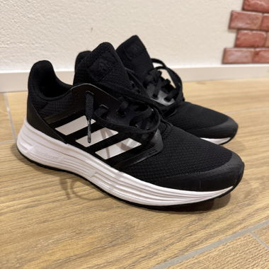 Scarpe sportive Adidas