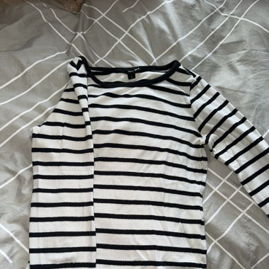 Pull rayé