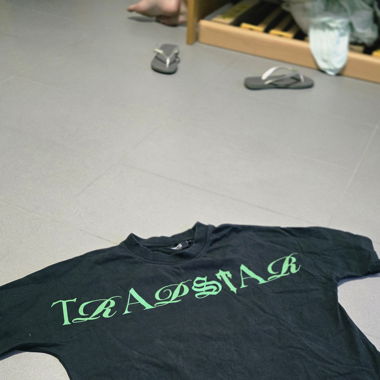 Trapstar nigeria edition script black 