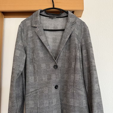 Jacke kariert in 44  