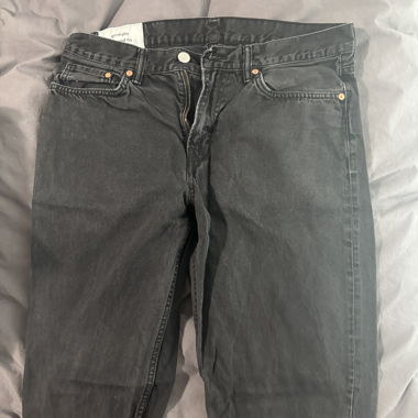 H&M Straight Relaxed Fit Jeans