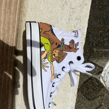 Converses Scooby doo neuves 
