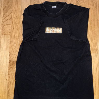 T-Shirt Burberry x Supreme Noir L