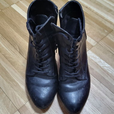 Bottines en similicuir 