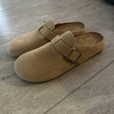 Sabots avec boucle