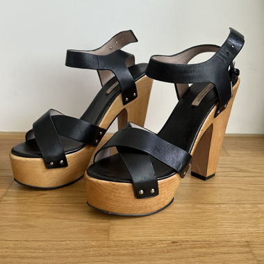 Zara Plateau-Heels