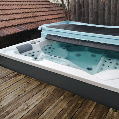 Spa Jacuzzi Whirlpool Infinitas MB500