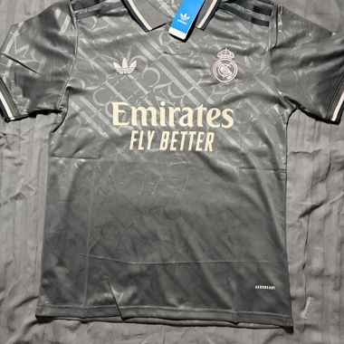 Real Madrid 2024/25 Trikot