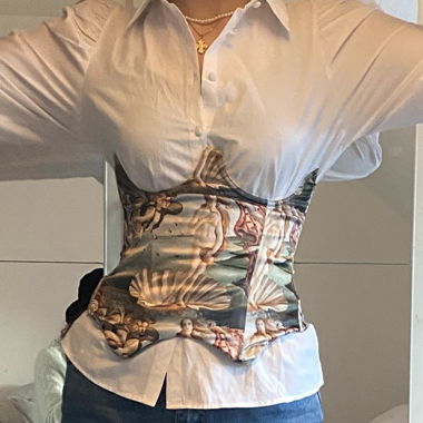 Corset with angels 