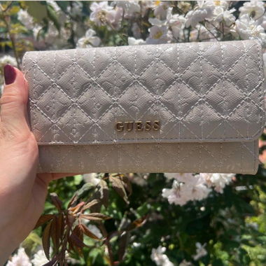 Guess - wallet