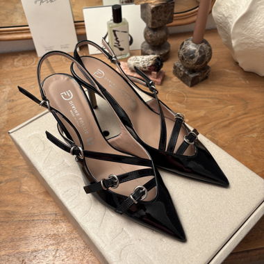 Schwarze Slingback-Pump Gr. 39