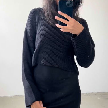 Black Knit Sweater – Gothic/Alternative Style