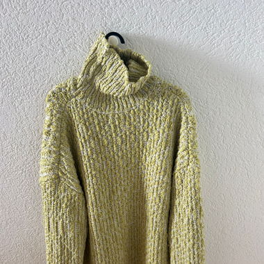  pull tricoté citron
