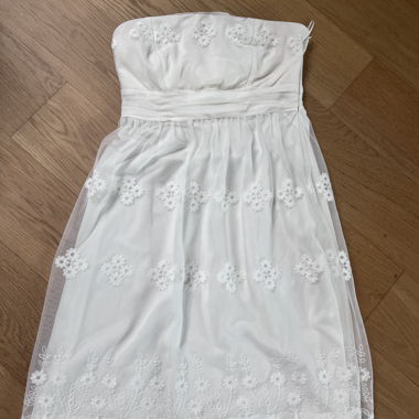 Abito Bianco in Pizzo di Esprit