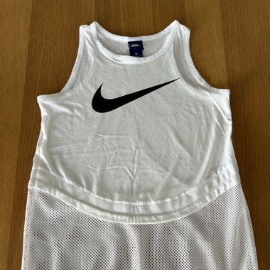 Nike Tank Top mit Mesh-Einsatz Gr. XS
