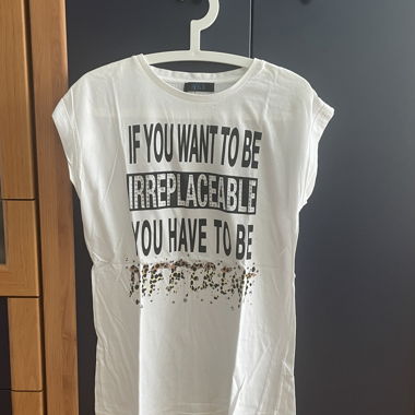 White T-shirt with print