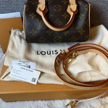 New small leather bag