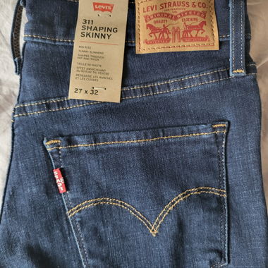 Jeans Levi's 311 Skinny Taille 27/32 (US)