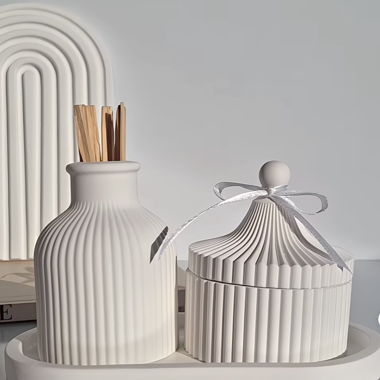 Barattolo in ceramica decorativo