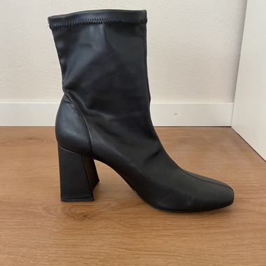 Hohe Stiefeletten 