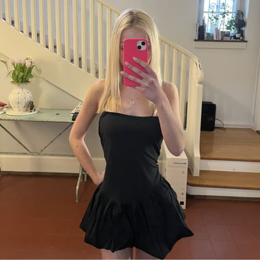 Robe courte noire
