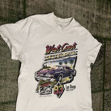 Graphic tee