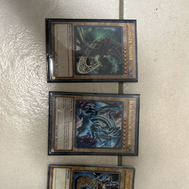 Yu gi oh dunkler magier & blauäugiger W. Drache