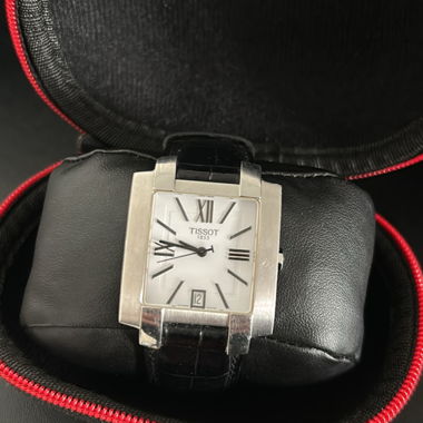 Orologio Tissot quadrato pelle nera
