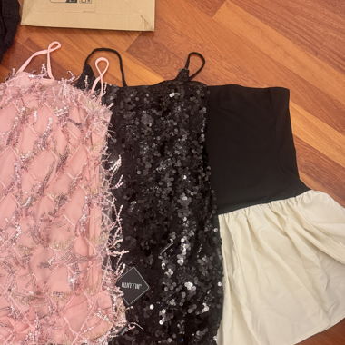 BOX VESTITI E TOP MISTI