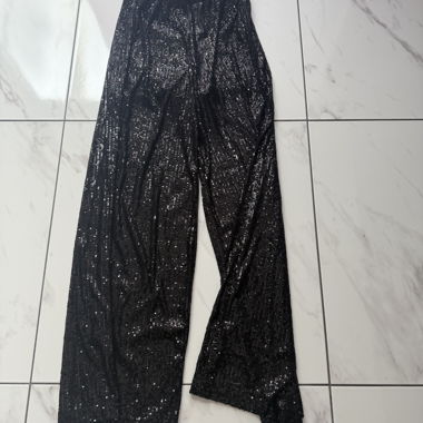 Pantalon à paillettes couleur noir – RESERVED Gr XS