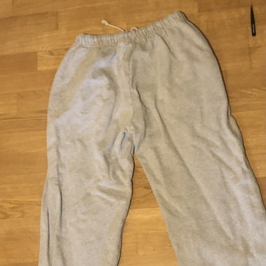 Pantalon de jogging Essenceeye – Gris – Taille M
