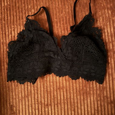 Schwarzes Spitzen-Bralette