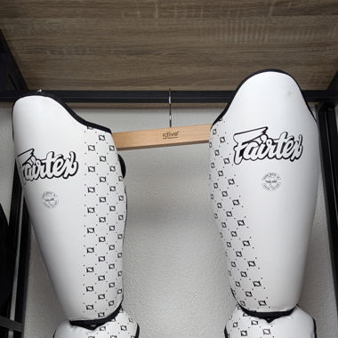Protège-tibias Fairtex SP5 Compétition Blanc - S
