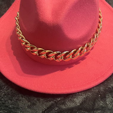 Chapeau
