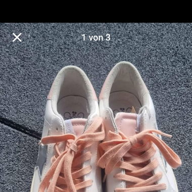 Sneaker