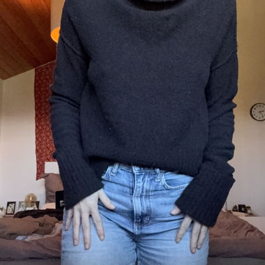 Pull col roulé noir