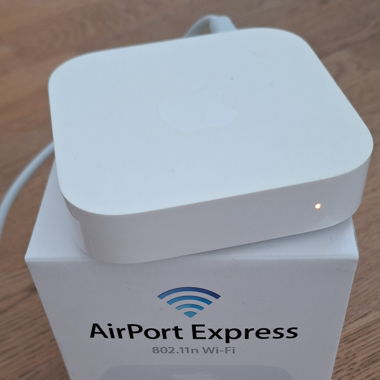 Apple AirPort Express Wi-Fi (2. Generation)