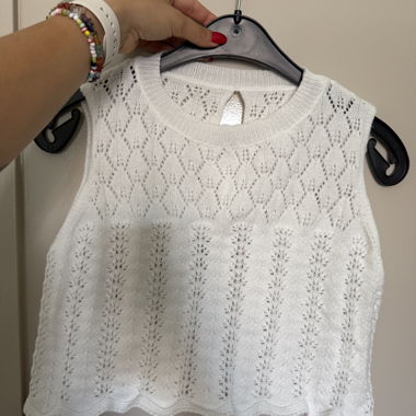 top bianco lavorato a maglia
