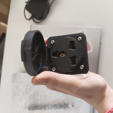 Adattatore auto elettrica nero