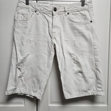Shorts in jeans