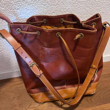 Sac banane Louis Vuitton